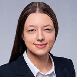 Végh Eszter