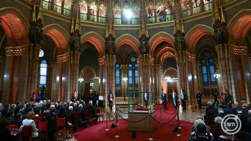 Rangos-allami-elismerest-kaptak-az-NTA-Szent-Gyorgyi-Mentorai